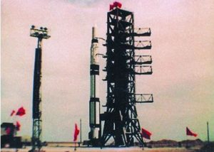 Ракета-носитель CZ-1 (LM-1)