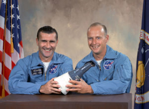 Экипаж КК «Джемини-11» (слева направо — Гордон, Конрад)