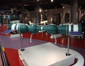 Макет стыковки КК «Союз-4» и «Союз-5»