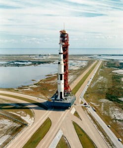 Вывоз РН «Сатурн-V» с КК «Аполлон-14» на стартовую позицию