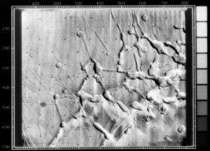 Фотография поверхности Марса, сделанная АМС «Маринер-9»