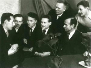 В. Н. Челомей с сотрудниками ОКБ завода № 51 (1945 г.)