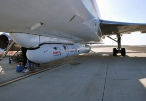 РН «Пегас» под фюзеляжем самолёта-носителя L-1011